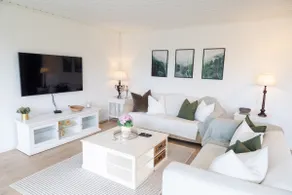 Apartment with stunning fjord view near Ålesund - Image 4