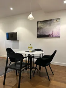 THE DEVLIN APARTMENTS 2 Bedroom Apartment near GMHBA stadium in Geelong - G01 - Image 3
