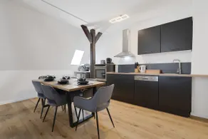 cruwzo Deluxe Apartment 6 Persons - Image 2