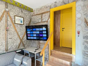 Cosy Stone House with Sea and City View Terrace. - Image 4
