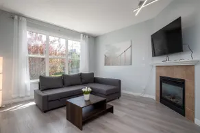 Entire Home with AC, 3 BRs, 10 mins to airport - Image 3