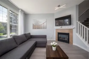 Entire Home with AC, 3 BRs, 10 mins to airport - Image 4