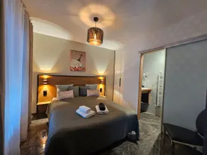 House - Image 3