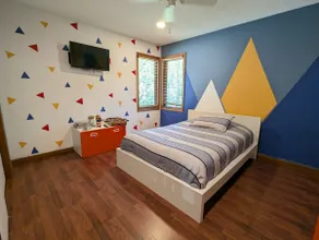 Elegant, charming, serene, & delightful home! - Image 2