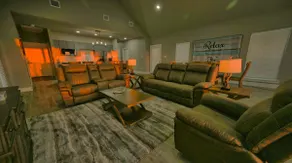 Lake Front, 4 Bedroom, New 2024 - Image 5