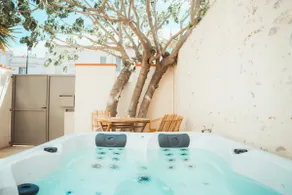 Maison Balas - Casa & Spa Suite - Image 3