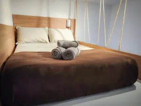 B1| Well-located, private, and modern mini-loft - Image 5