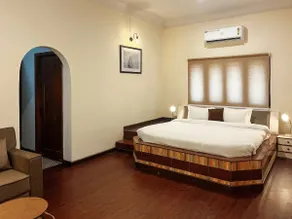 2 Bedroom Apt in the heart of the city - Image 2