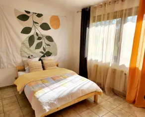 Quiet villa surrounded by greenery, very friendly - Image 5