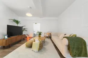 Modern City Apartment in Maxvorstadt - Image 5
