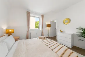 Modern City Apartment in Maxvorstadt - Image 3
