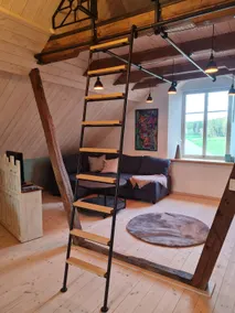 Rural accommodation in a warehouse. - Image 3