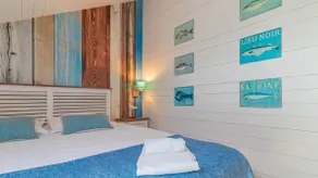 La Maison bleue Domainedecolomban - Image 3