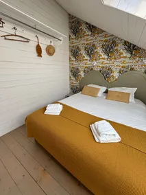 La Maison bleue Domainedecolomban - Image 2