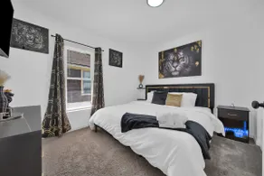 Luxury Group Stay • Sleeps 16 • Tesla Charging - Image 4