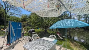 Atypical house on the banks of the Yonne - Image 3