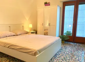 Comfortable apartment with balcony - 5 beds - Image 5