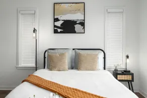 Southern Charm Studio in DT Bham - Image 5