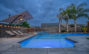 12-Bed home w/ Pool&Hot tub near Sequoia Natl Park - Image 3