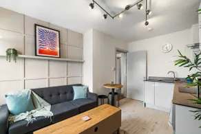 Modern Living in The Old Bank Marken Rasen Apt. 09 - Image 2