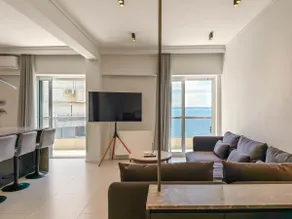 Luxury Sea View Retreat - Image 3