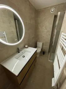 Le Rocher - Appt pour 6 climatisé avec piscine - Image 5