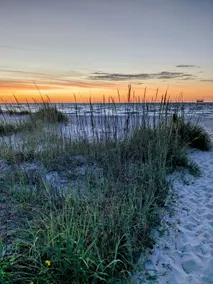 Steps to Beach, Quiet End Unit Gem w/Pool & Tennis - Image 2