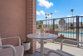 Poolside Pink 2 beds. Heated Pools. Paseo. Pets OK - Image 5