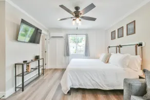 Helen Studio Living Suite 102 - Image 4