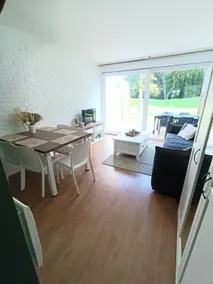 Studio / Apartment with terrace and outdoor area - Image 2