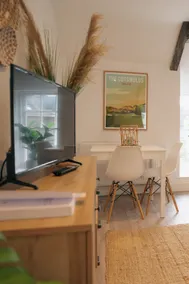 New contemporary apartment in centre of Tetbury - Image 2
