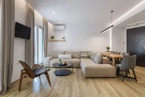 Central Sunny Loft with Plunge Pool - Image 2