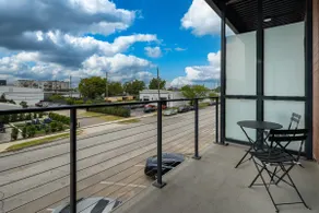 Urban Cozy Studio with Patio! - Image 5