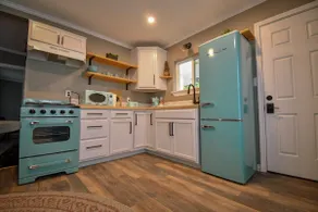 Garden Oasis Guesthouse w/Starlink - Image 3