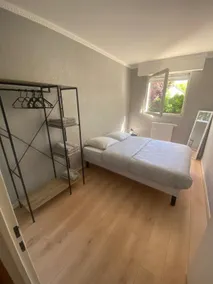 Evry Moon Apartment 70m2 Spacious and bright - Image 3