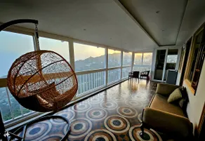 Cliff View Cottage (2 BHK on Mall road) - Image 2