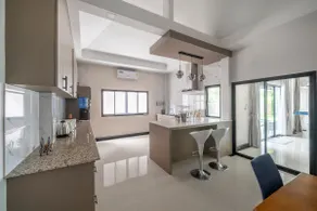 Bang Lamung/ThePrivatePoolVilla/4BR/ 10min Beach! - Image 5