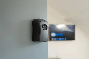 Studio 4 - Renovated Netflix Wifi Self check-in - Image 2