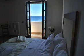 Casa Le Radici – Castro - Image 4