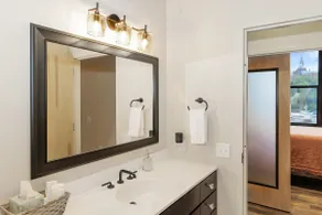 Spacious New & Clean 2 BR Heart of Downtown! 301S - Image 5