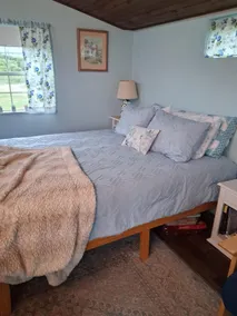 Cozy Tiny Home Retreat On Shenandoah Valley Farm 1 Bedroom Cabin - Image 2