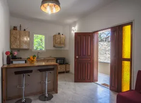 Liza's Place - Image 4