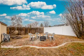 4 bed home w giant yard-Meridian - Image 4