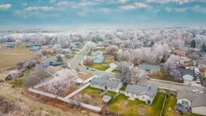 4 bed home w giant yard-Meridian - Image 2