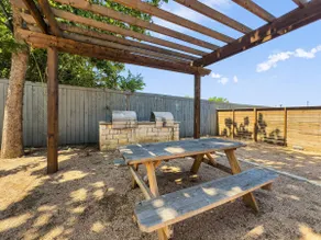 Mins 2 Dwntown Private Stay Nestled Austin Pad - Image 3