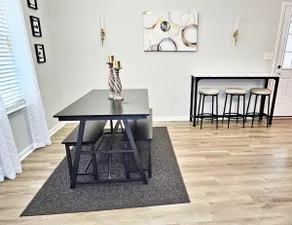 King Suite |BBQ Grill |Near RAFB |4 TVS| Workspace - Image 4