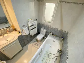 Luxury Furnished Apartment in Ennasr - Image 5