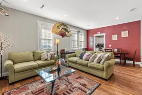 Vintage Charm, Modern Living at Downtown - Image 2