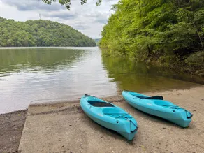 Lake Access, Screened Porch, Kayaks & State Parks! - Image 4
