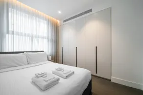 Inviting 2BR Unit w/ Parking near Coogee Beach - Image 3